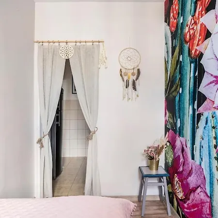 Boho Chic Center Apartment